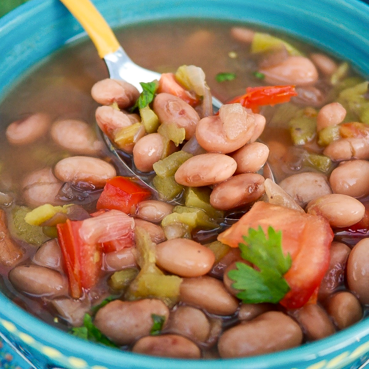 Easy Mexican Pinto Beans: A Versatile, Flavorful Side Dish